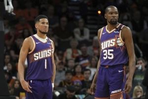 名嘴：杜兰特走后布克再次成为太阳的门面 他还有2、3年巅峰期