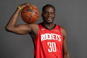 乌度卡：卡佩拉带来不同的中锋能力 我们能够继续发挥双塔的优势