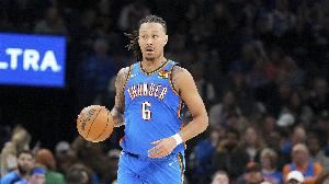 打得还可以！杰林威4记三分球拿到14分6板2助2帽