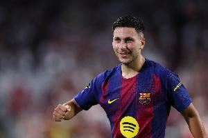 巴德吉：我最喜欢的动漫是海贼王，父亲从小就希望我向梅西学习