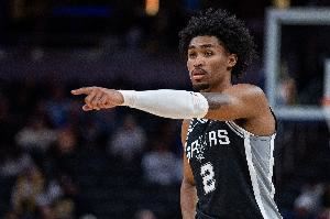 正负值+33最高！榜眼哈珀11中8贡献20分6板8助2断 末节独得7分