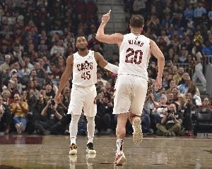 左脚应力性反应&本季还未出战！Scotto：尼昂一周后接受复查