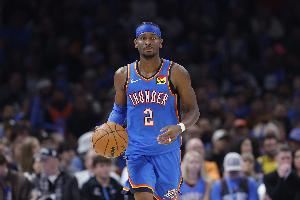 正负值+20！亚历山大半场4中2拿到12分3助2断 罚球8中8